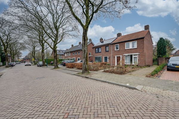 8_FUNDA_MARGRIETSTRAAT 7_RIJEN.jpg